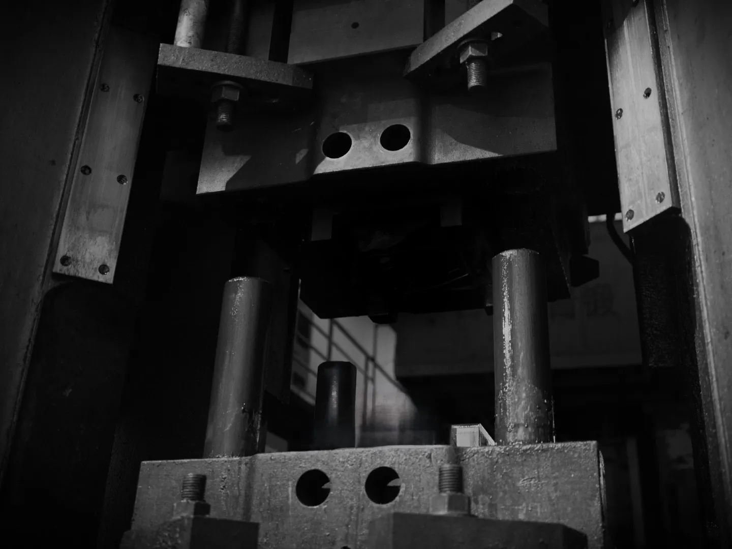 Servo-electric screw press forging line at the Aviaforge factory