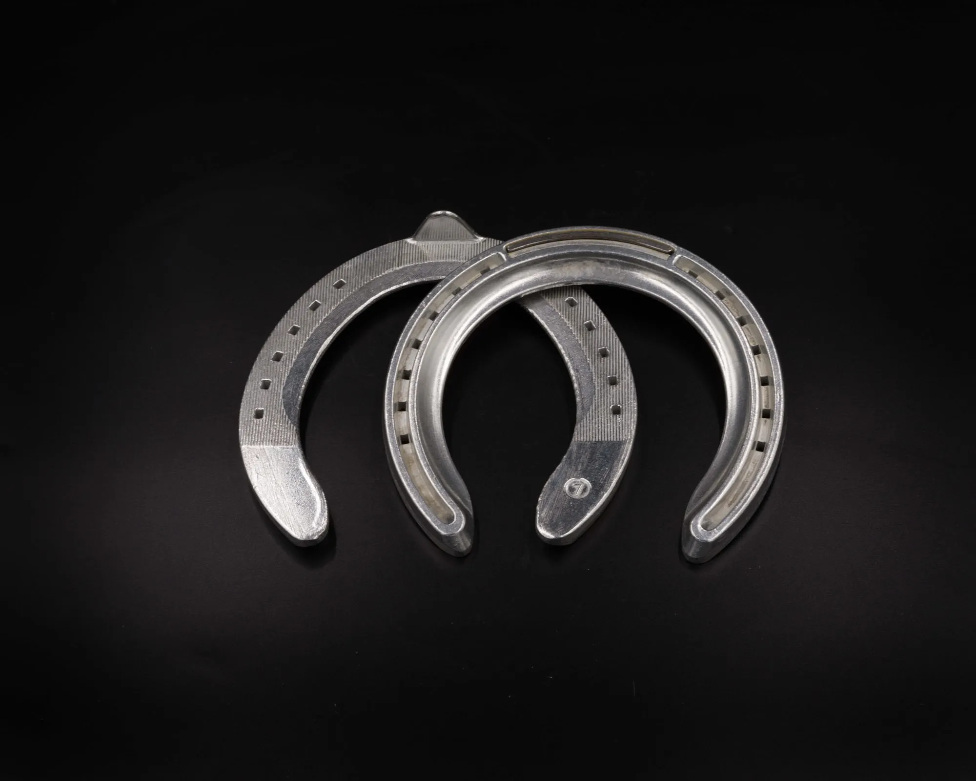 Forged Horse Racing Plates (EN-AW 6082) – Aviaforge Sports Equipment